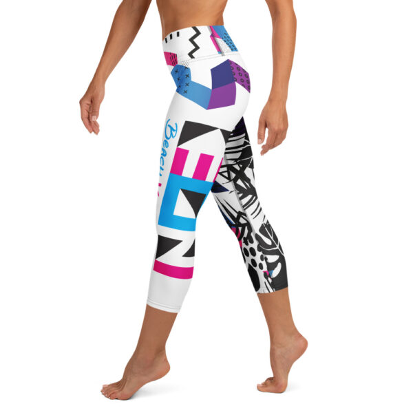 XO Palms Capri Leggings